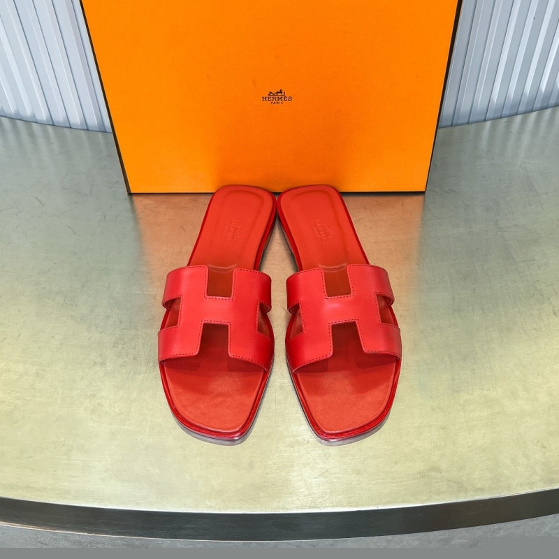 H**mes slippers